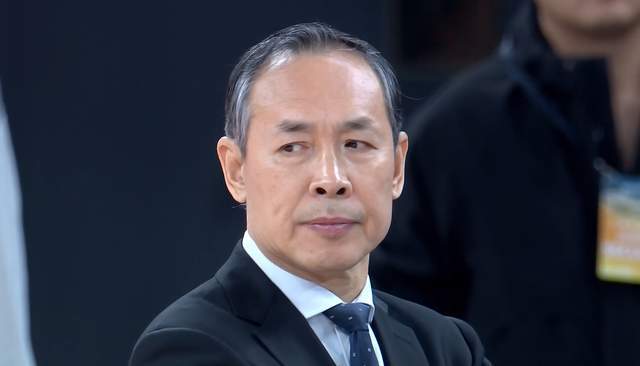 开云在线开户平台-卫冕冠军6连胜强势领跑积分榜，多队遭伤病侵袭，又有两黑马崛起