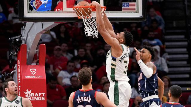 开云在线开户平台-连胜被终结却诠释虽败犹荣 新秀中锋成火箭惊喜