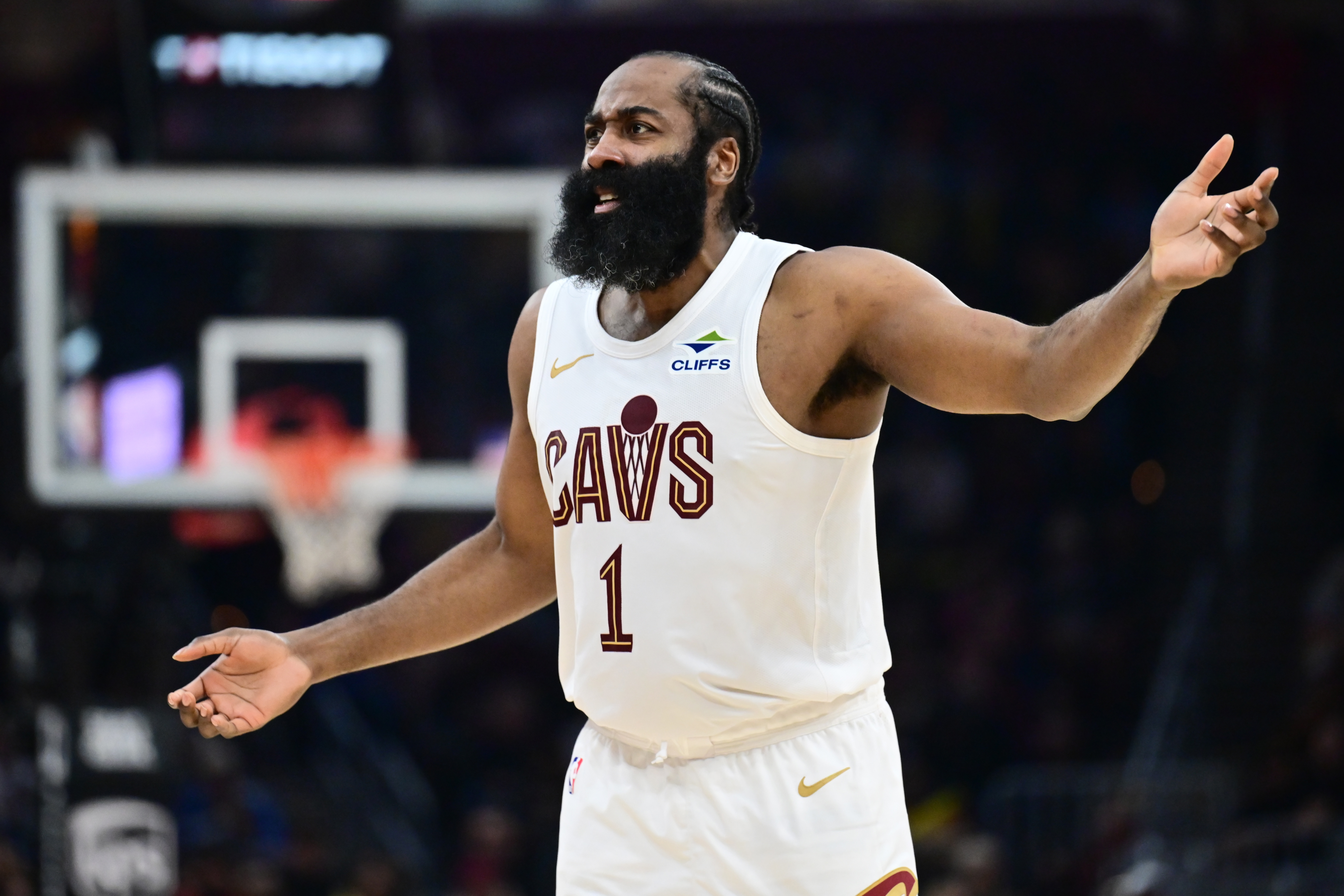 开云在线开户平台-哈登&amp;米切尔出战！ESPN明日胜率预测：骑士高达61.8% 魔术为38.2%